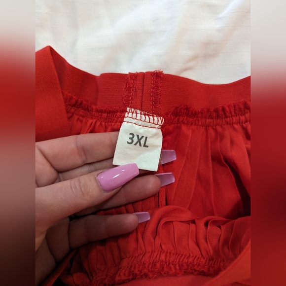 Red Elastic Waist Maxi Skirt s:3x (actually 1X) - Picture 8 of 8